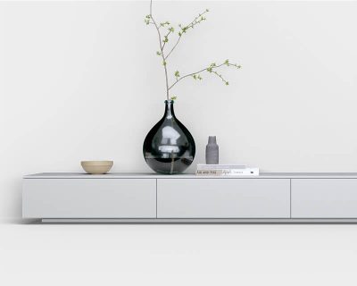 Een laag grijs tv meubel in minimalistische stijl